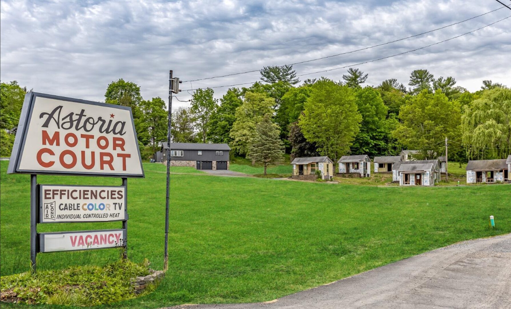 875 Route 23B, Leeds, NY for sale Building Photo- Image 1 of 39