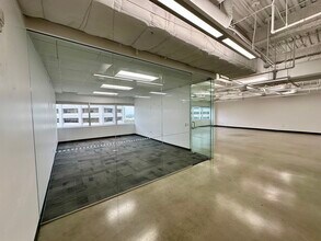 700 N Brand Blvd, Glendale, CA for lease Interior Photo- Image 2 of 4