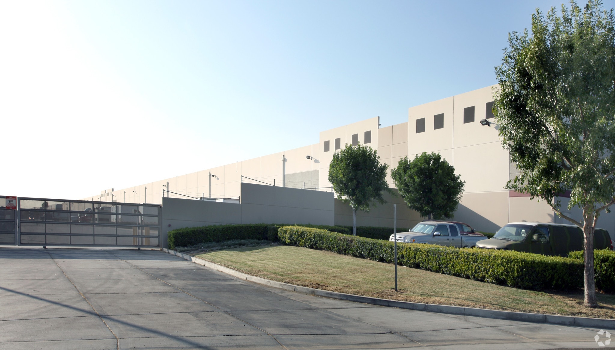 3140 E Jurupa Ave Ontario California 91761 4060 E Jurupa St, Ontario, CA 91761 - California Commerce Center IV