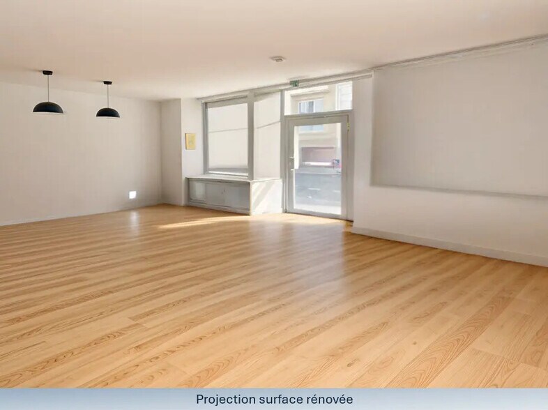 Office in Paris for lease - Building Photo - Image 1 of 7