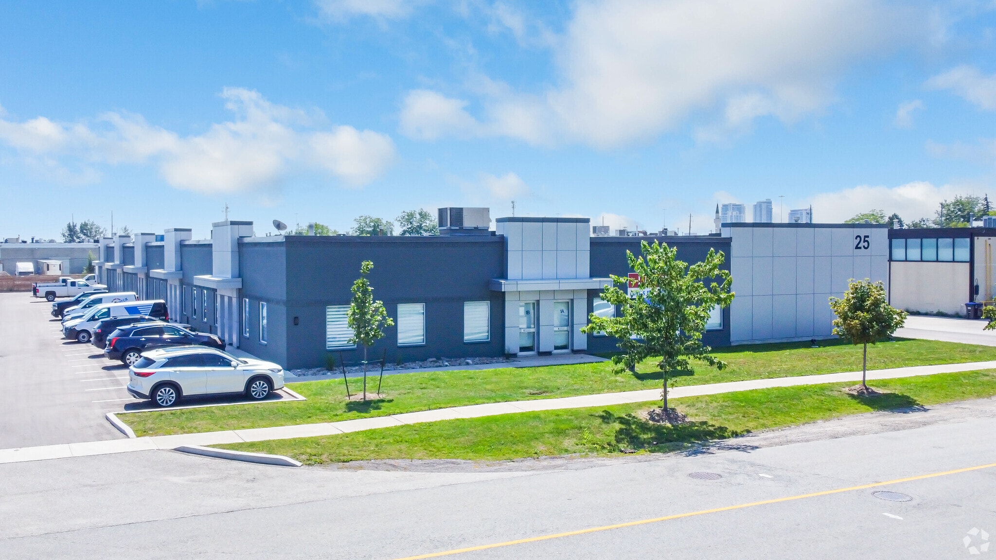 25 Coronet Rd, Toronto, ON for sale Primary Photo- Image 1 of 1