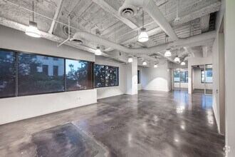 800 E Colorado Blvd, Pasadena, CA for lease Interior Photo- Image 2 of 4