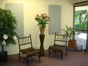 1285-1289 Hammerwood Ave, Sunnyvale, CA for lease Lobby- Image 1 of 4