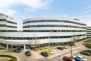 Sugar Land Medical Plaza - Drive Through Restaurant