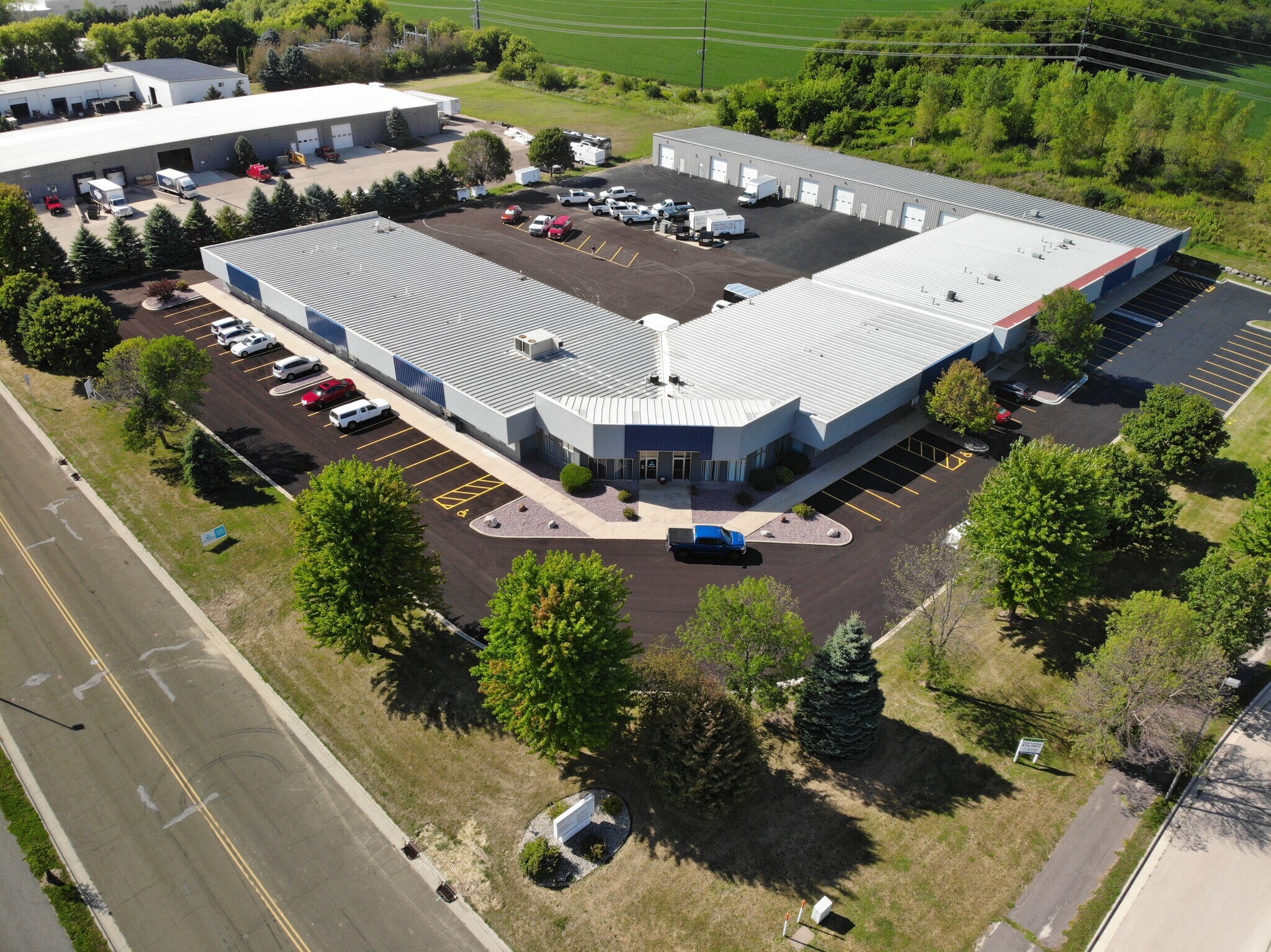 686 Progress Way, Sun Prairie, WI for sale Building Photo- Image 1 of 1