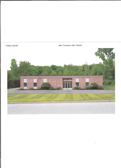 7 Donovan Dr, East Fishkill, NY for sale - Building Photo - Image 1 of 2