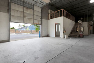 800-850 Reynolds Ave, Columbus OH - Warehouse