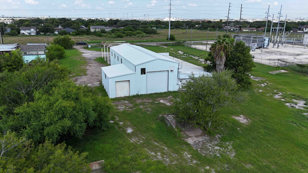 1220 S Navigation Blvd, Corpus Christi, TX for lease - Building Photo - Image 1 of 5