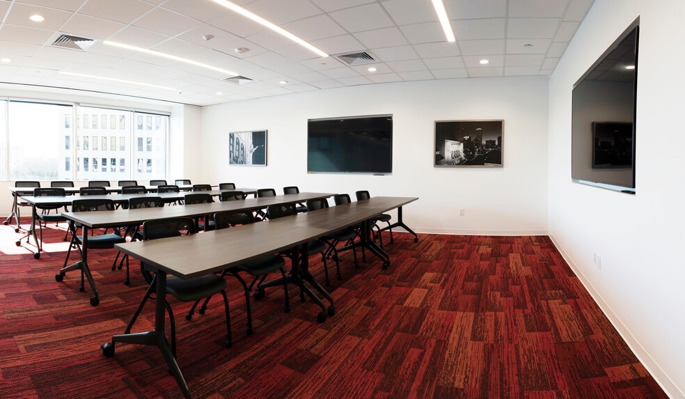 600 W 6th St, Fort Worth, TX for lease - Interior Photo - Image 2 of 33