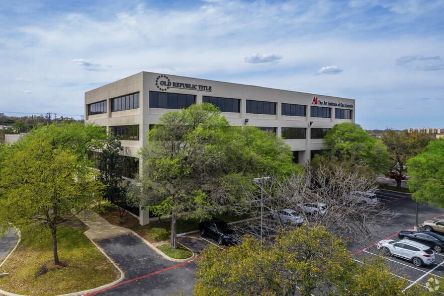 10000 W IH-10, San Antonio, TX for lease - Primary Photo - Image 1 of 8