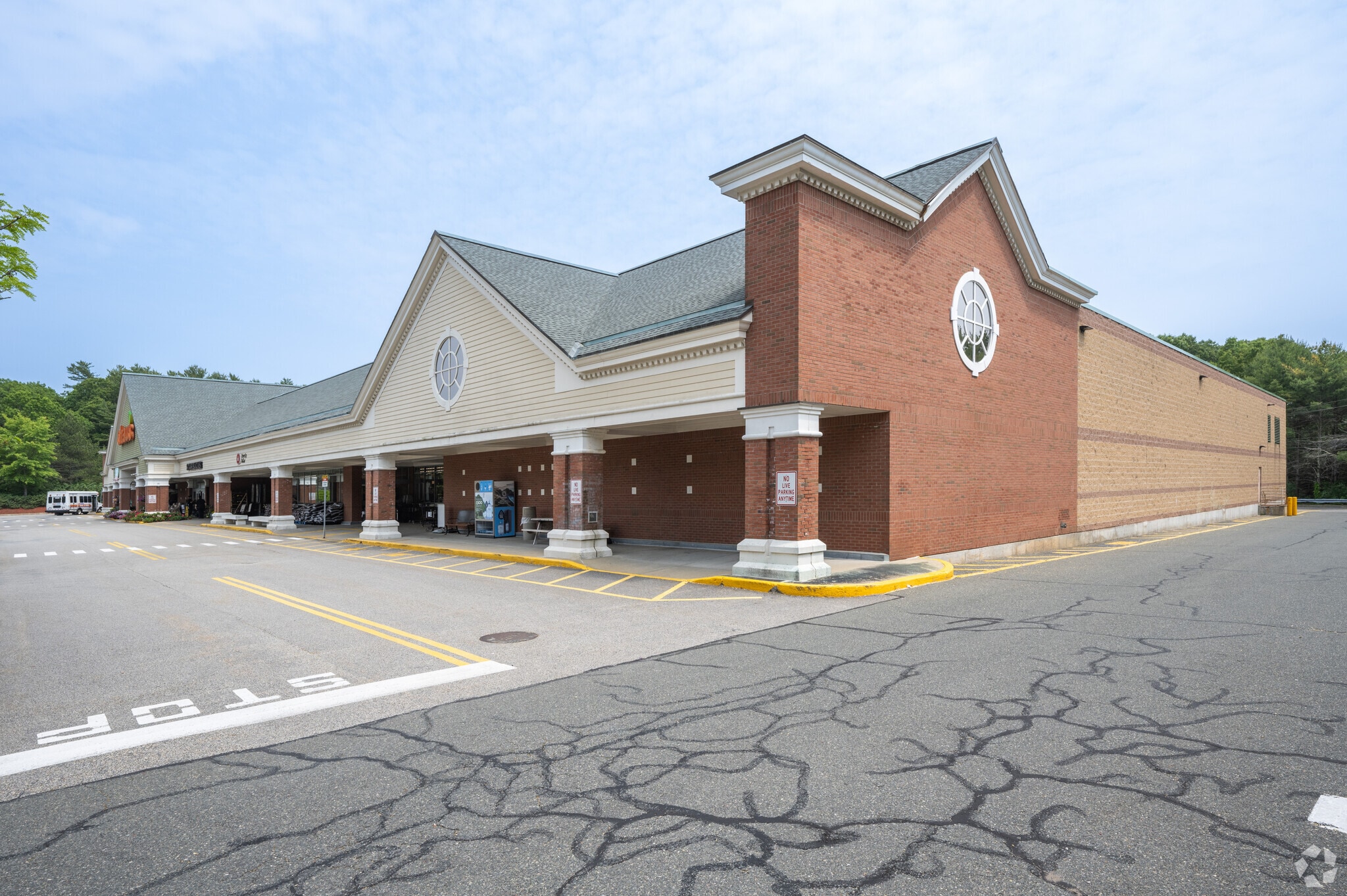 35-55 Columbia Rd, Hanover, MA for lease Primary Photo- Image 1 of 6