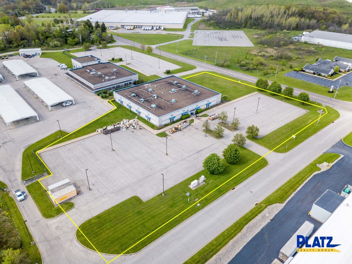 2933 Salt Springs Rd, Youngstown, OH 44509