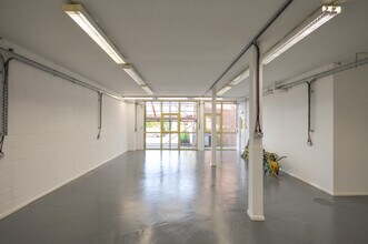 Ballmoor, Buckingham for lease Interior Photo- Image 1 of 2