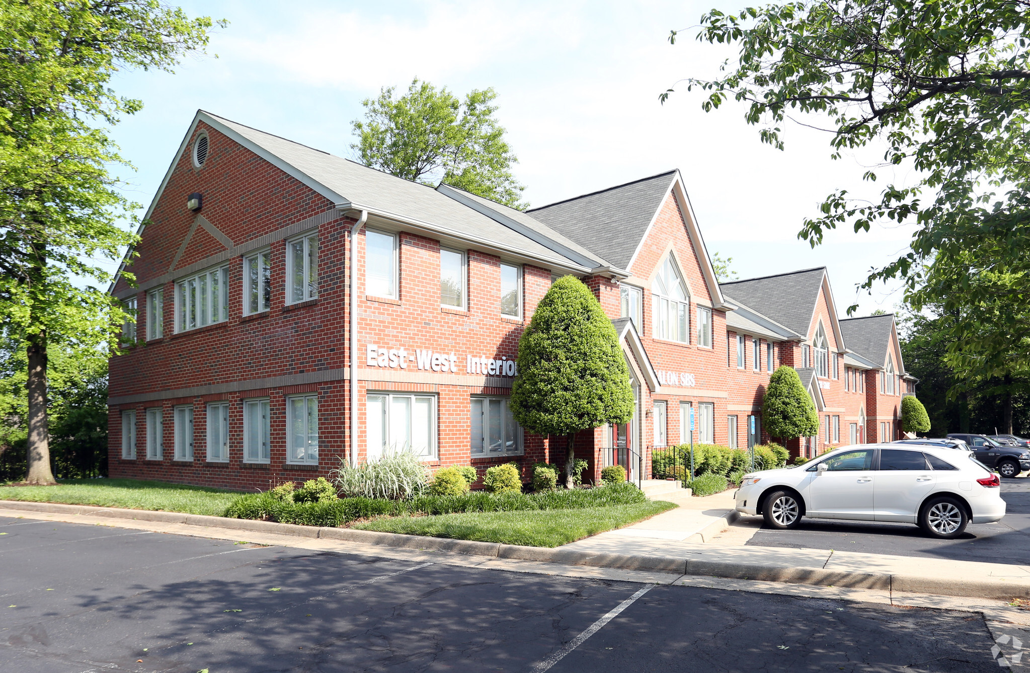 11094 Lee Hwy, Fairfax, VA for lease Primary Photo- Image 1 of 7