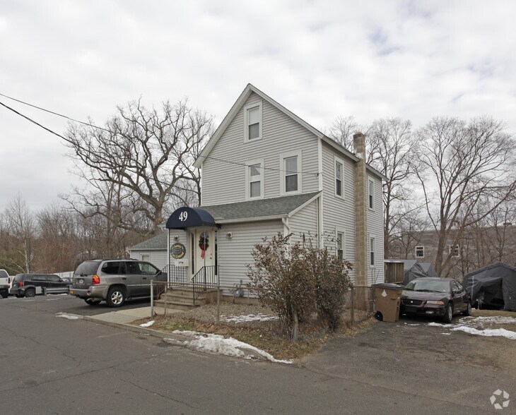 49 Ryan St, Stamford, CT for sale - Primary Photo - Image 1 of 1