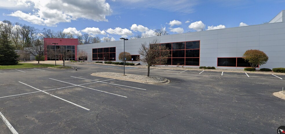 5775 Interface Dr, Ann Arbor, MI for lease - Building Photo - Image 2 of 17