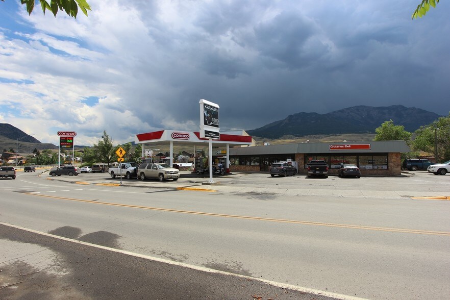 401 Scott St, Gardiner, MT 59030