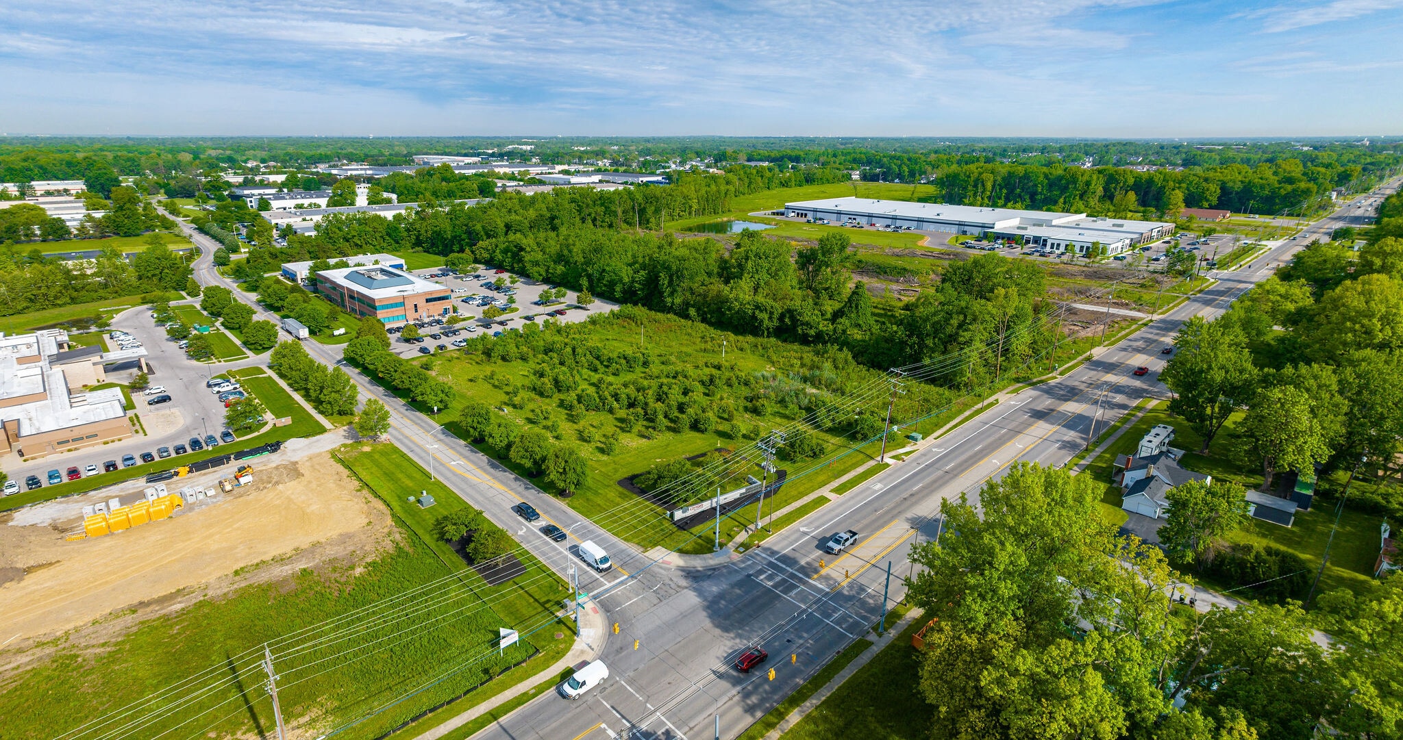 2001 Stelzer Rd, Columbus, OH for lease Primary Photo- Image 1 of 4