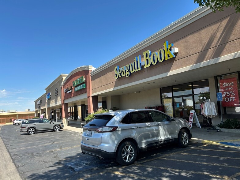 4031-4041 Riverdale Rd, Riverdale, UT for lease - Building Photo - Image 1 of 10