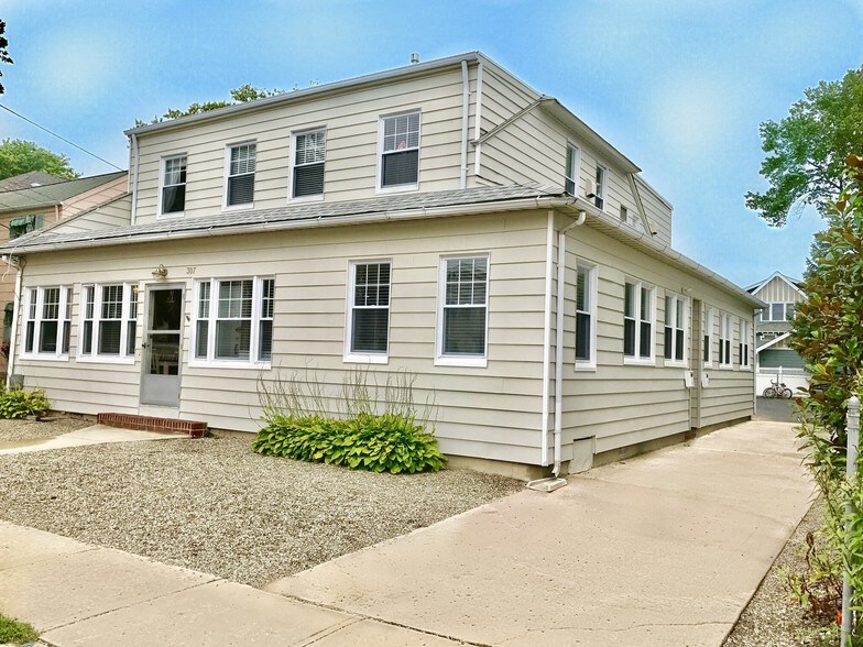 307 Arnold Ave, Point Pleasant Beach, NJ 08742