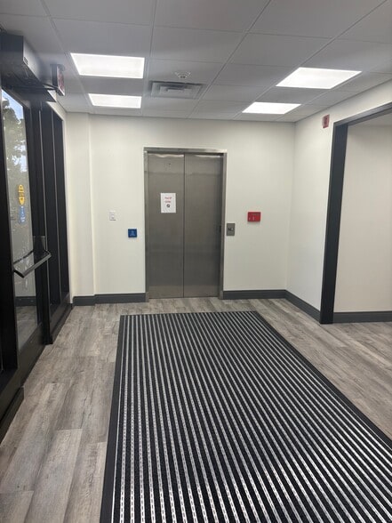 1829 Maple Rd, Williamsville, NY for lease - Building Photo - Image 2 of 71