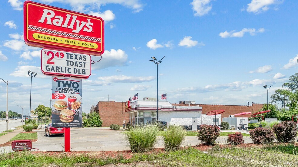 3730 Goodfellow Blvd, Saint Louis, MO 63120