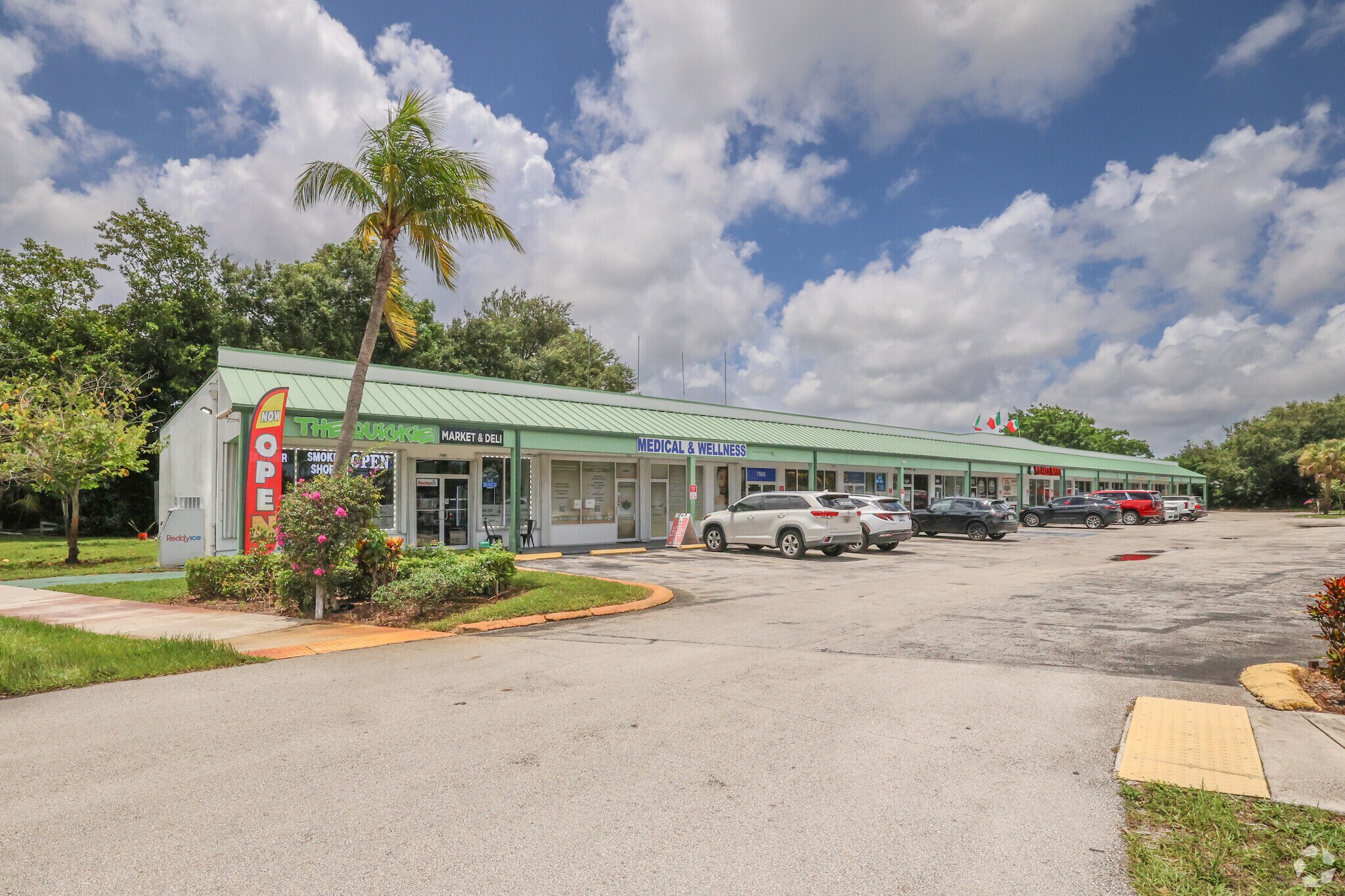 7601-7625 Davie Road Ext, Hollywood, FL for lease Primary Photo- Image 1 of 16