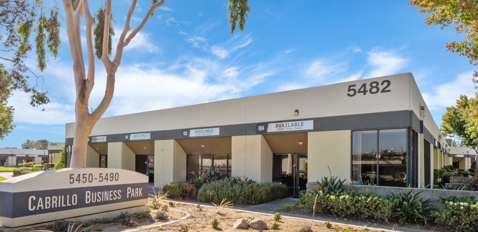 5482 Complex St, San Diego, CA for lease - Building Photo - Image 3 of 8