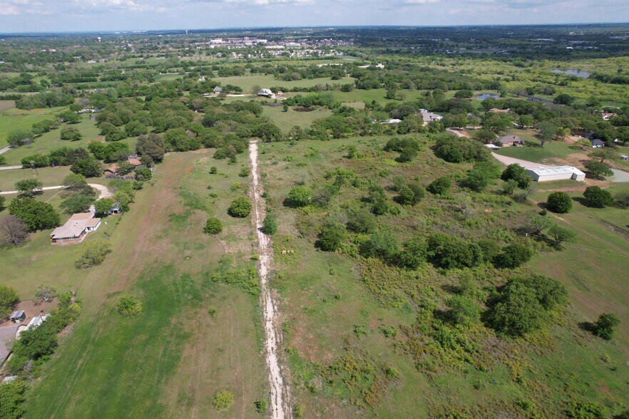 6231 CR 1023, Joshua, TX 76058