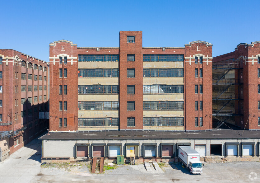 1965 W Pershing Rd, Chicago, IL for sale - Building Photo - Image 3 of 6