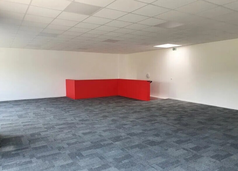 Flex in Bailly-Romainvilliers for sale - Interior Photo - Image 3 of 6