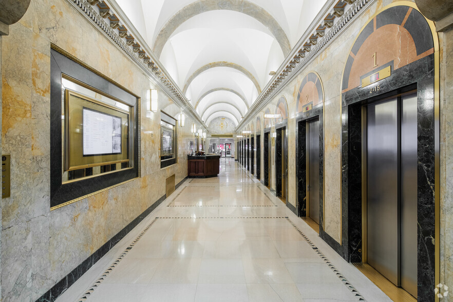 39 Broadway, New York, NY for lease - Lobby - Image 3 of 6