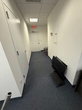 150 Woodbury Rd, Woodbury, NY for lease Interior Photo- Image 1 of 4