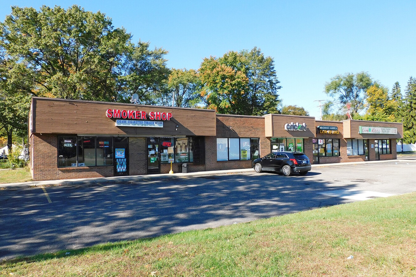 2430 S Wayne Rd, Westland, MI 48186