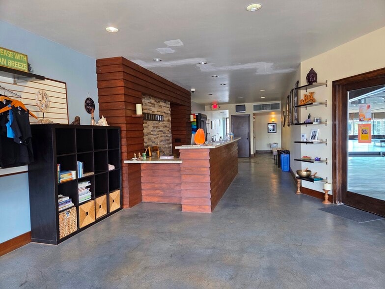 711 N El Camino Real, San Clemente, CA for lease - Building Photo - Image 2 of 14