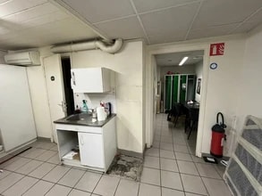 15 Rue Constantine, Lyon for lease Interior Photo- Image 1 of 4