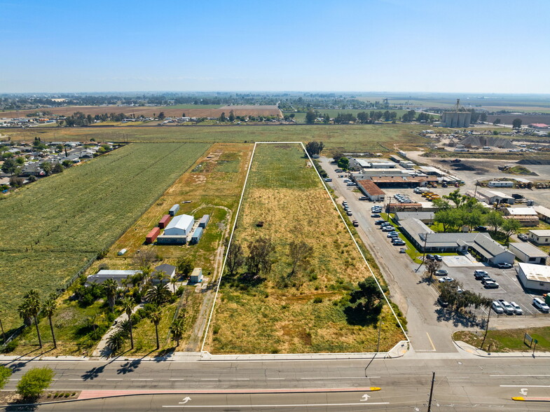 11741 S 11th Ave, Hanford, CA for sale - Aerial - Image 3 of 13