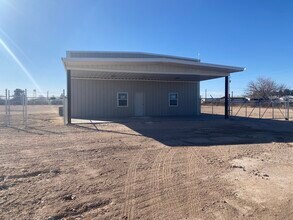 852 W 31st St, Monahans, TX for lease Building Photo- Image 1 of 9