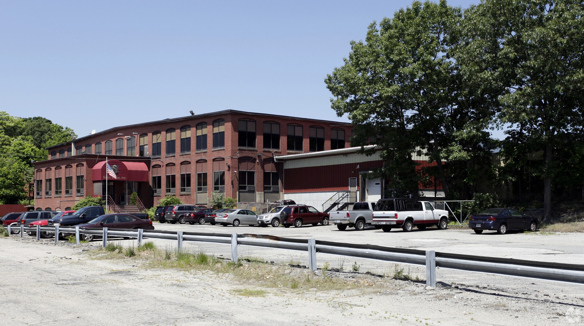 1637 Elmwood Ave, Cranston, RI 02910