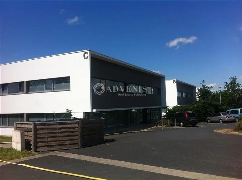 Office in Carquefou for sale Building Photo- Image 1 of 7