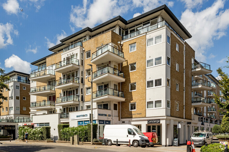 Smugglers Way, London for sale - Primary Photo - Image 1 of 9