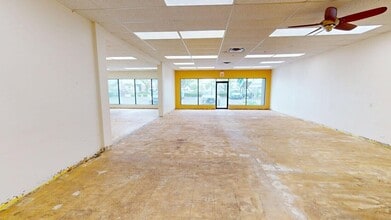 805-815 E Rand Rd, Arlington Heights, IL for lease Interior Photo- Image 2 of 9