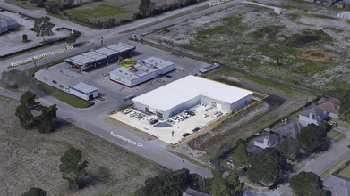 8520 Summertree Dr, Houston, TX for lease Building Photo- Image 2 of 7