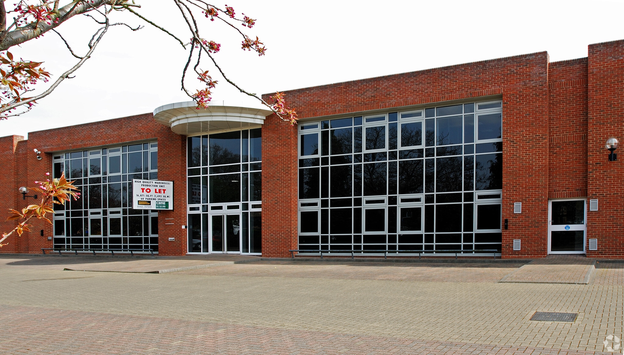 Albert Dr, Woking for sale Primary Photo- Image 1 of 1