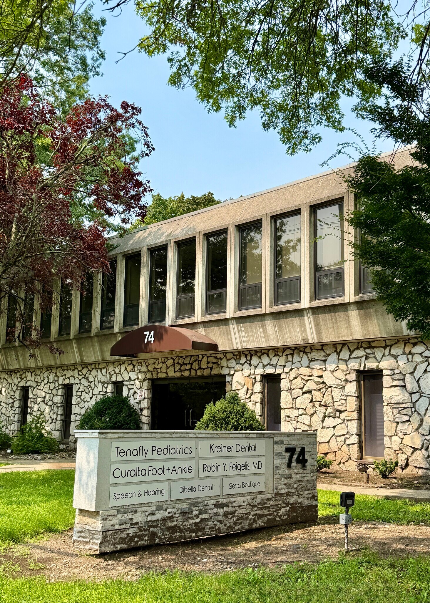 74 Pascack Rd, Park Ridge, NJ for lease Building Photo- Image 1 of 19