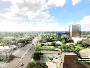 5718 Westheimer Rd, Houston, TX - AERIAL  map view
