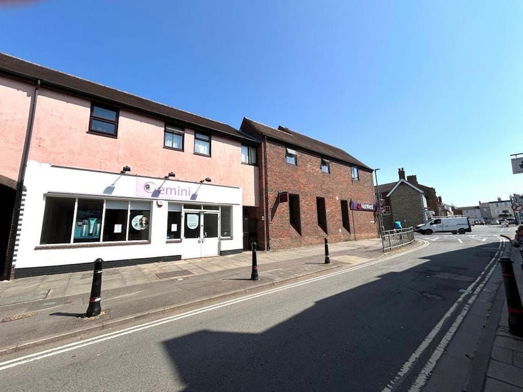 6-6A The Causeway, Bicester for lease Building Photo- Image 1 of 16