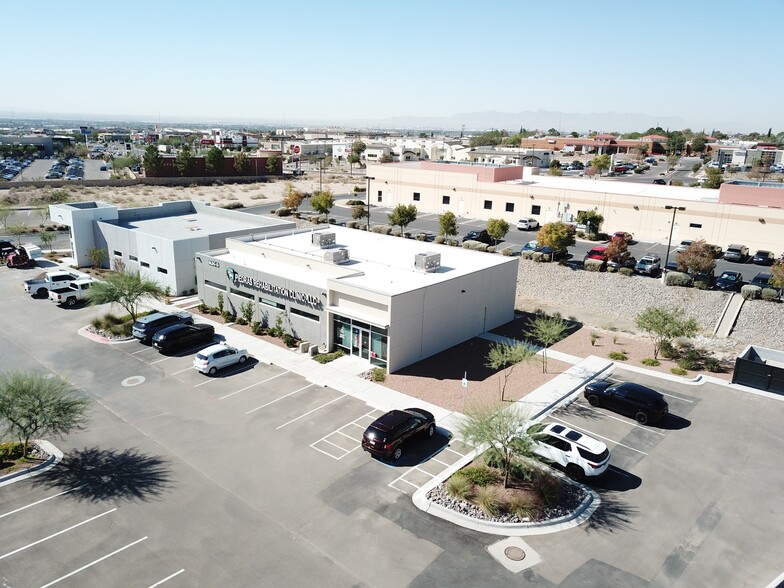 1351 N Zaragoza Rd, El Paso, TX for sale - Building Photo - Image 2 of 16