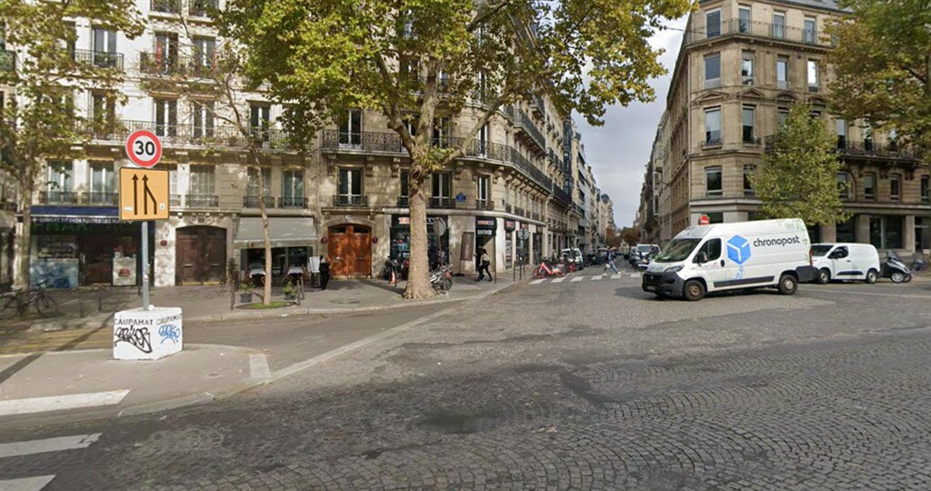 47 Rue Saint-Ferdinand, Paris for lease Building Photo- Image 1 of 5