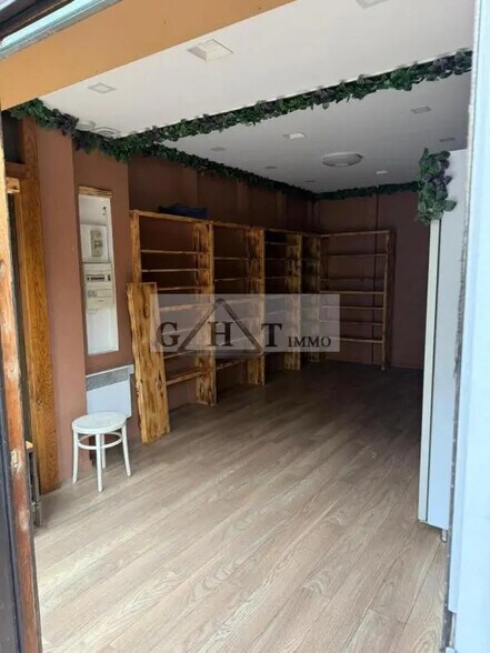 Retail in Épinay-sur-Seine for lease - Interior Photo - Image 3 of 4